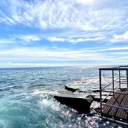 아파트 Apartment Near The Sea,Beautiful Garden View,Pool In Costa Del Silencio 코스타델실렌시오